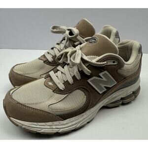 New Balance 2002R Timberwolf Mushroom GC2002SI Size Boys 7 NO BOX